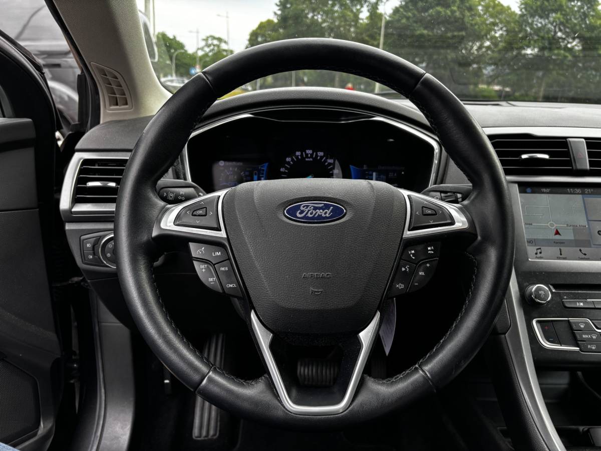 Ford Mondeo Ford Mondeo 2.0 IVCT HEV Titanium navi Cruise Nap