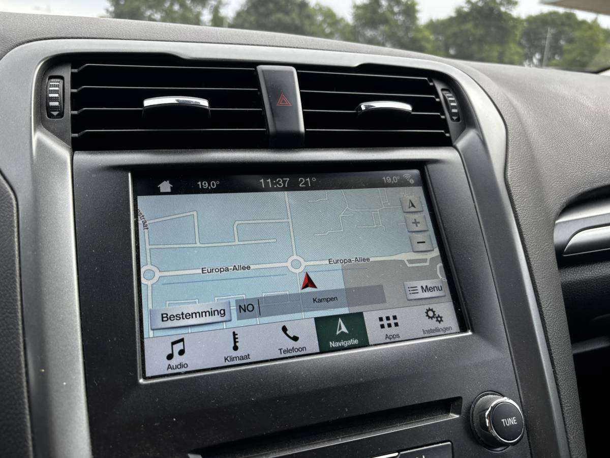 Ford Mondeo Ford Mondeo 2.0 IVCT HEV Titanium navi Cruise Nap