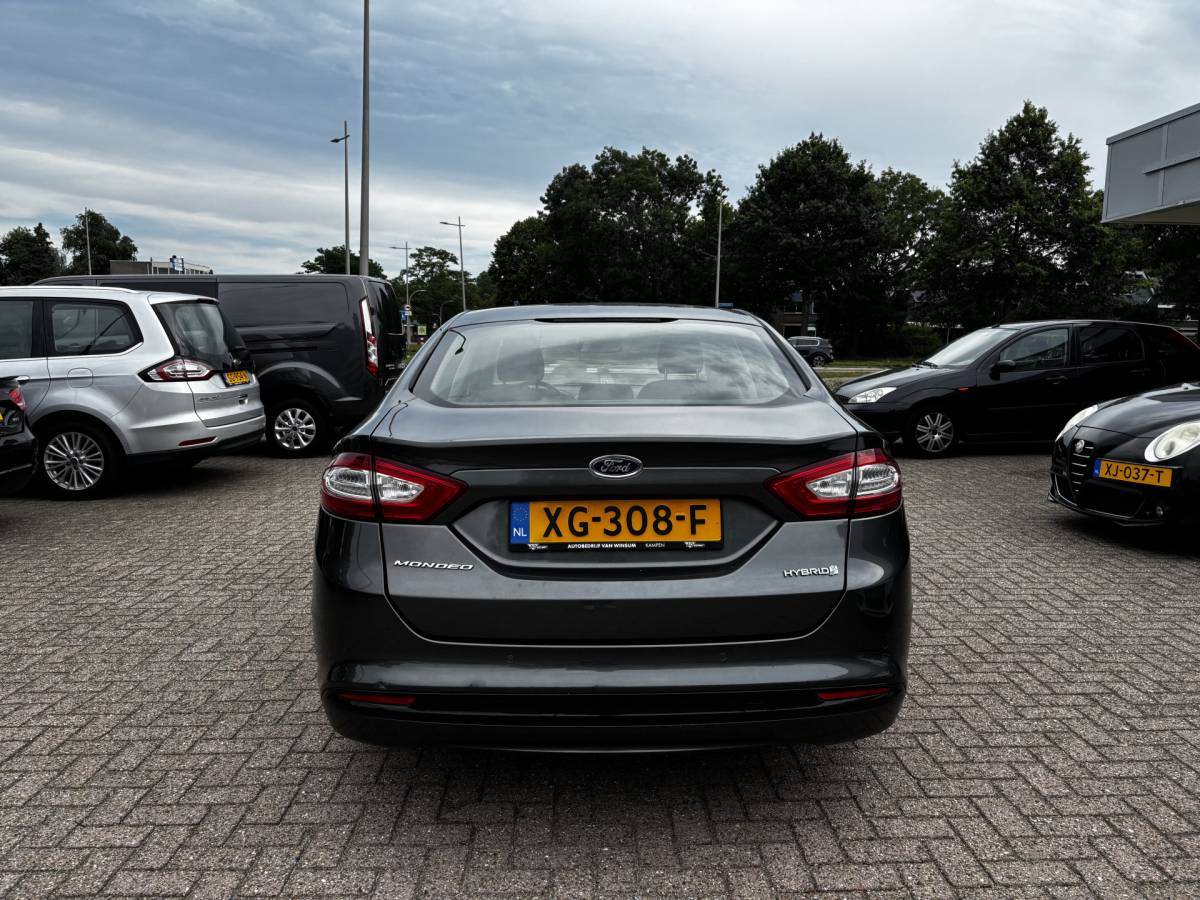 Ford Mondeo Ford Mondeo 2.0 IVCT HEV Titanium navi Cruise Nap