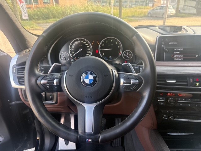 BMW X5 BMW X5 xDrive40e iPerformance High Executive | Navi | Camera | Pano | 143.471 km Dealeronderhouden