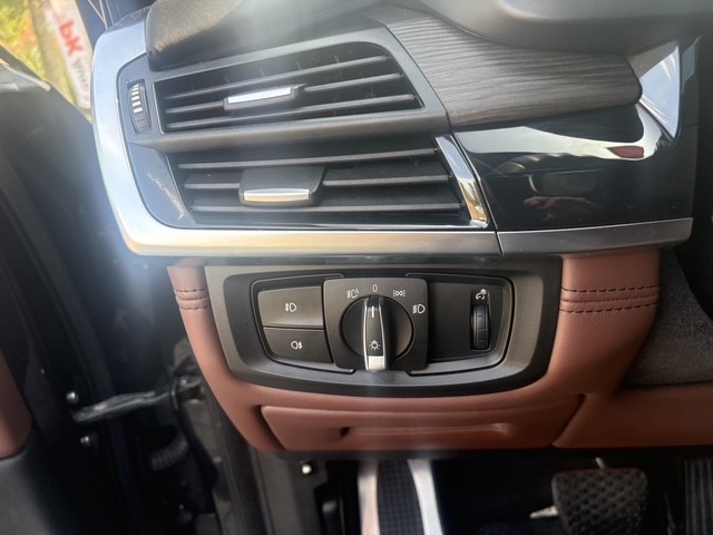 BMW X5 BMW X5 xDrive40e iPerformance High Executive | Navi | Camera | Pano | 143.471 km Dealeronderhouden