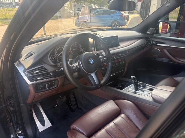 BMW X5 BMW X5 xDrive40e iPerformance High Executive | Navi | Camera | Pano | 143.471 km Dealeronderhouden