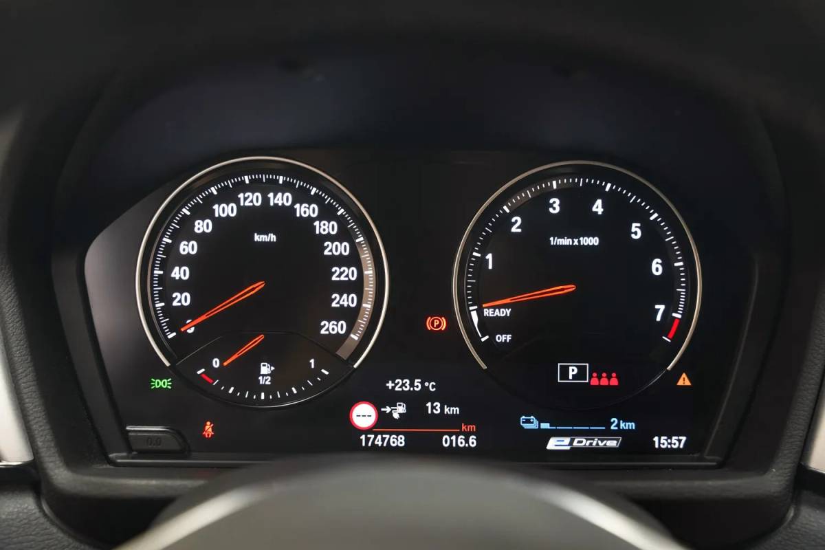 BMW X1 BMW X1 xDrive25e Executive [ Clima Achteruitrijcamera Memory Stoelverwarming Cruise ]