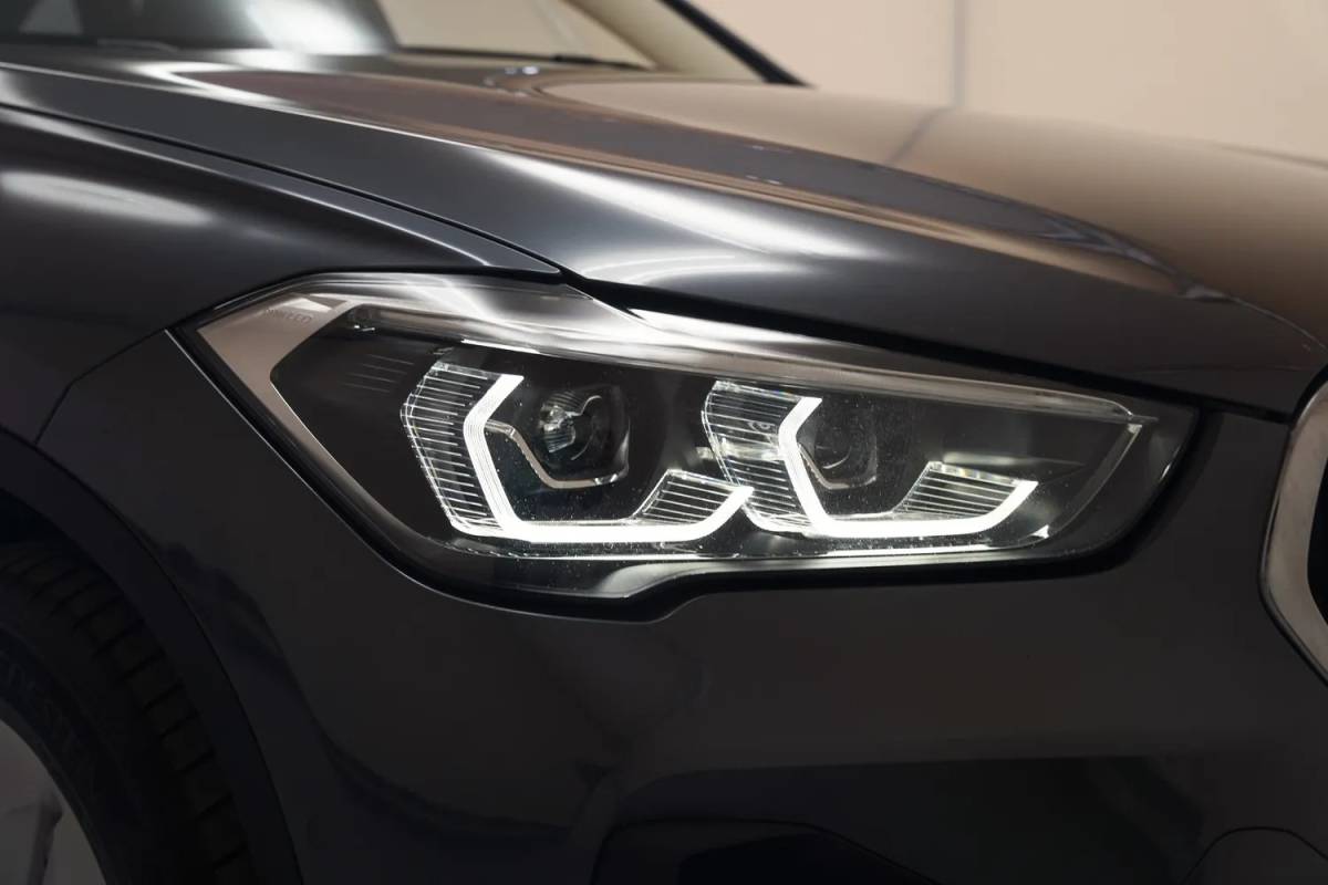 BMW X1 BMW X1 xDrive25e Executive [ Clima Achteruitrijcamera Memory Stoelverwarming Cruise ]
