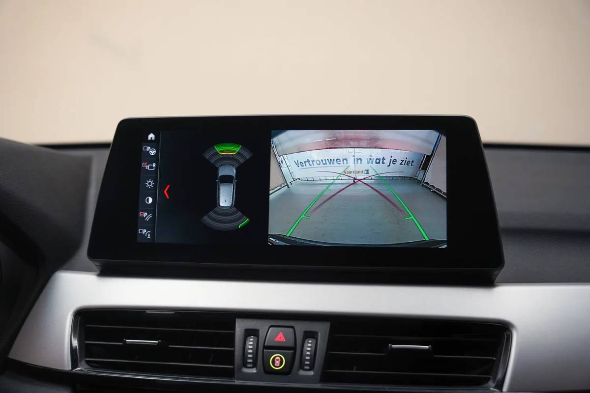 BMW X1 BMW X1 xDrive25e Executive [ Clima Achteruitrijcamera Memory Stoelverwarming Cruise ]