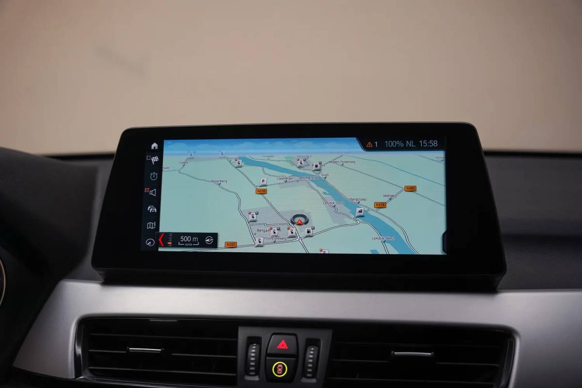 BMW X1 BMW X1 xDrive25e Executive [ Clima Achteruitrijcamera Memory Stoelverwarming Cruise ]