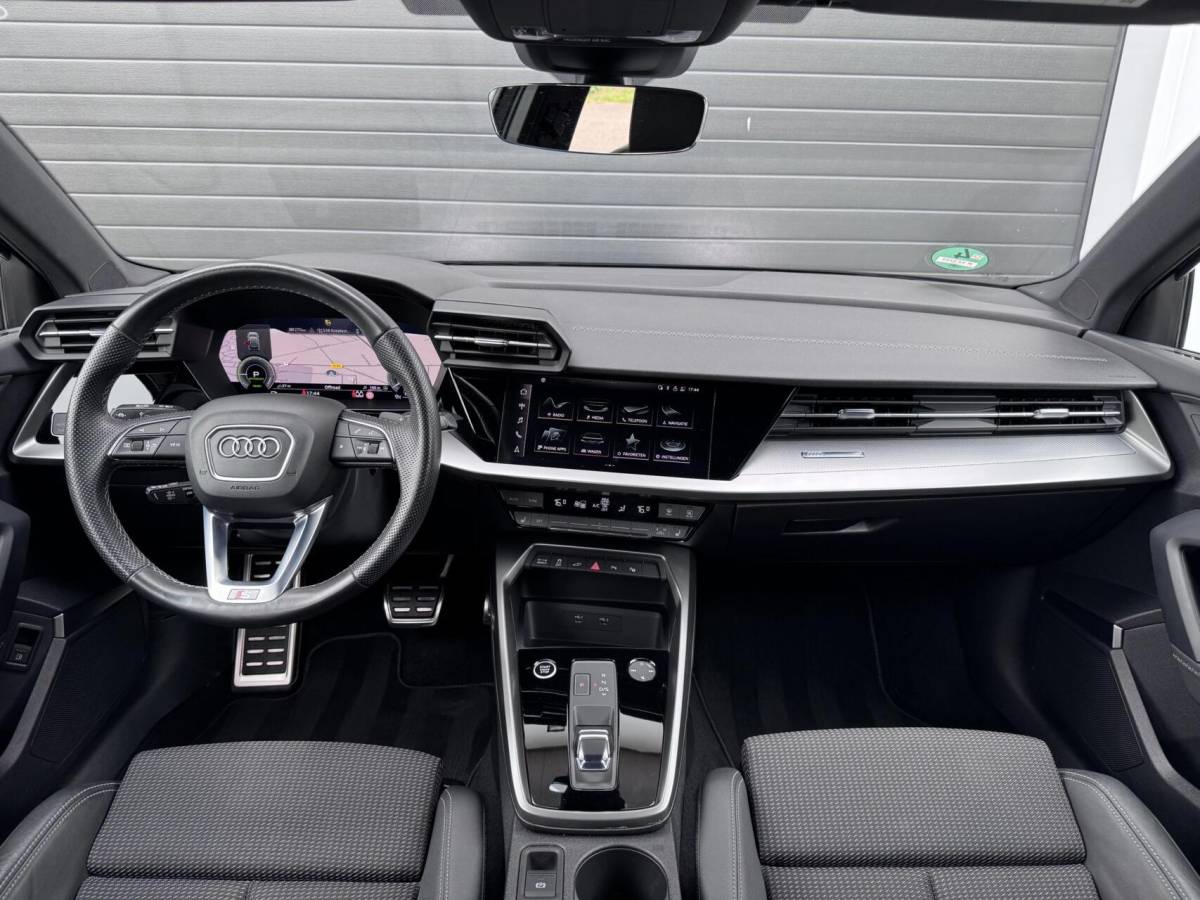 Audi A3 Audi A3 Sportback 45 TFSI e S-line Competition | Dealer Ondh