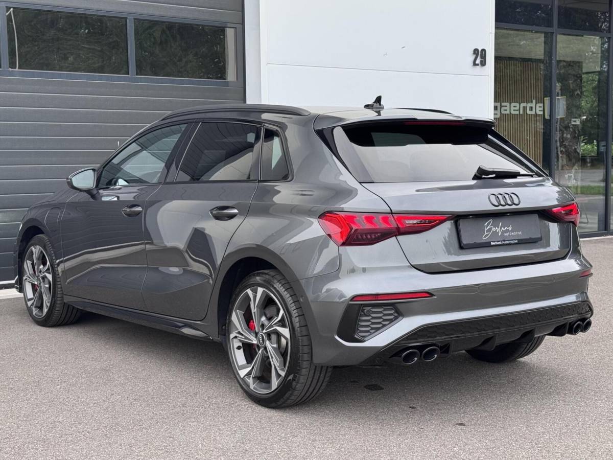 Audi A3 Audi A3 Sportback 45 TFSI e S-line Competition | Dealer Ondh