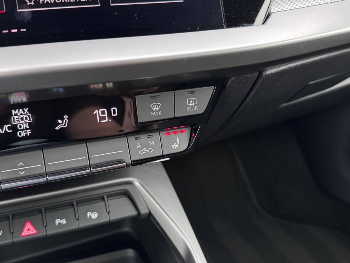 Audi A3 Audi A3 Sportback 45 TFSI e S-line Competition | Dealer Ondh