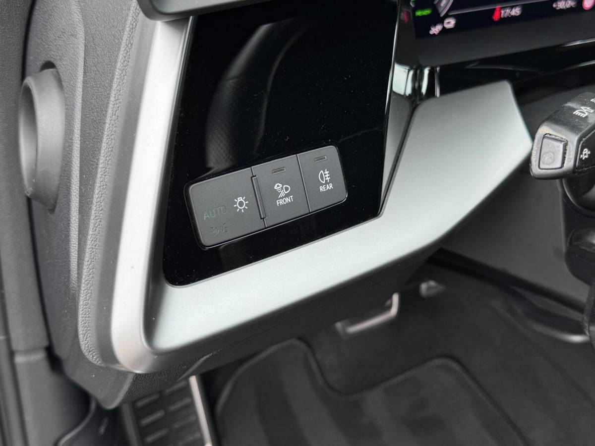 Audi A3 Audi A3 Sportback 45 TFSI e S-line Competition | Dealer Ondh