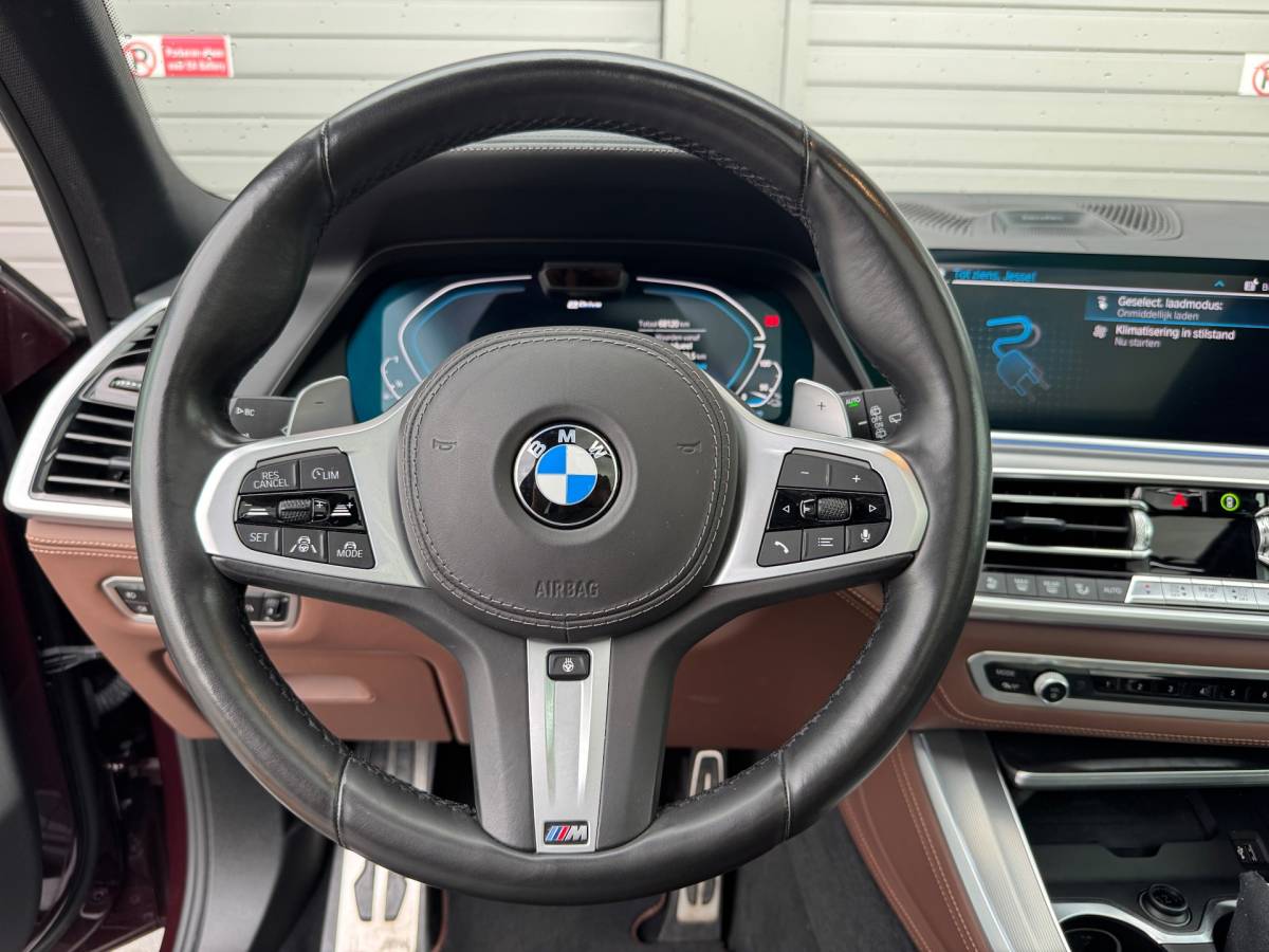 BMW X5 BMW X5 XDrive45e High Executive BOMVOL NAP Softclose Crystal