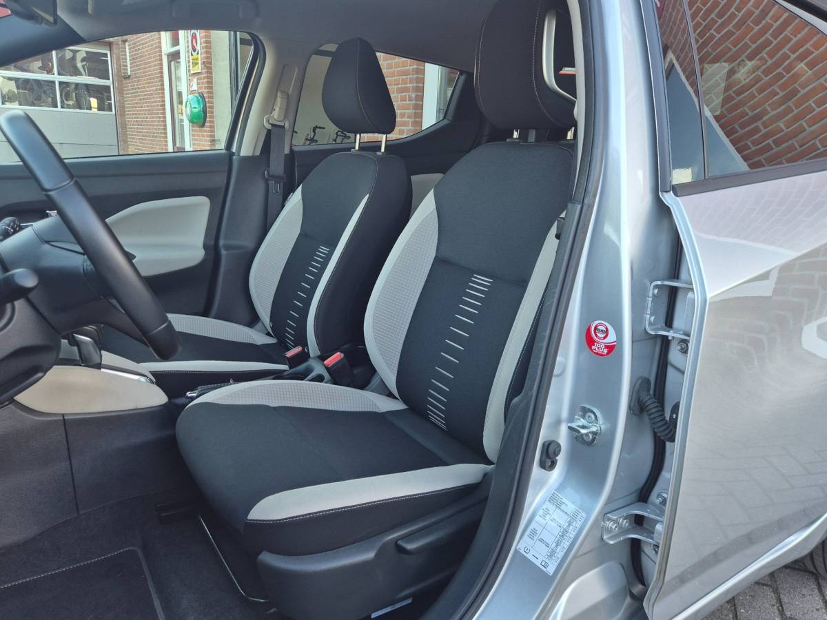 Nissan Micra Nissan Micra 1.0 IG-T Tekna 101PK 5drs AUTOMAAT clima, cruise, navi, pdc, camera, keyless, trekhaak, android auto, lmv