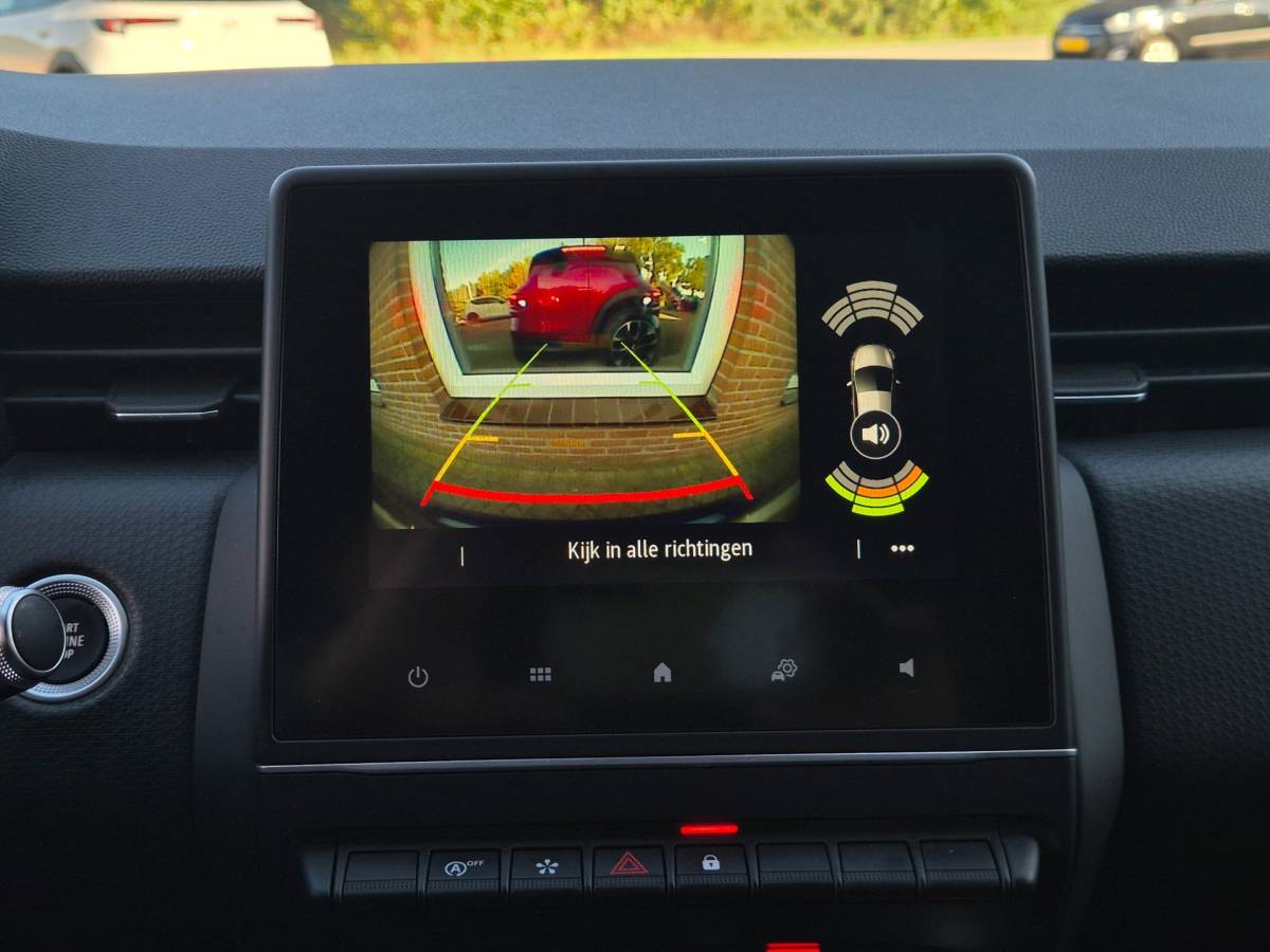 Renault Clio Renault Clio 1.0 TCe Intens 101PK 5drs clima, cruise, camera, keyless, trekhaak, led, digi dash, carplay