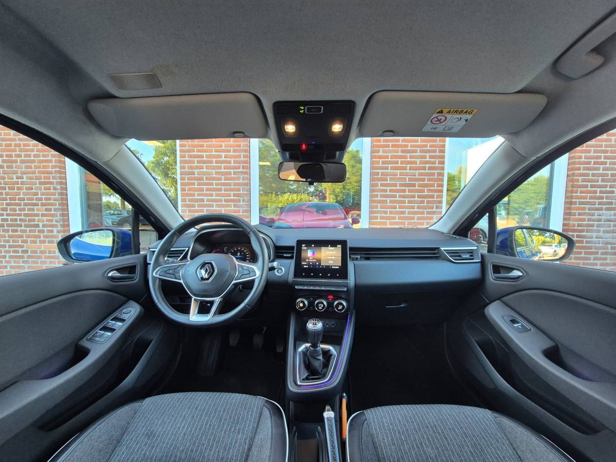 Renault Clio Renault Clio 1.0 TCe Intens 101PK 5drs clima, cruise, camera, keyless, trekhaak, led, digi dash, carplay