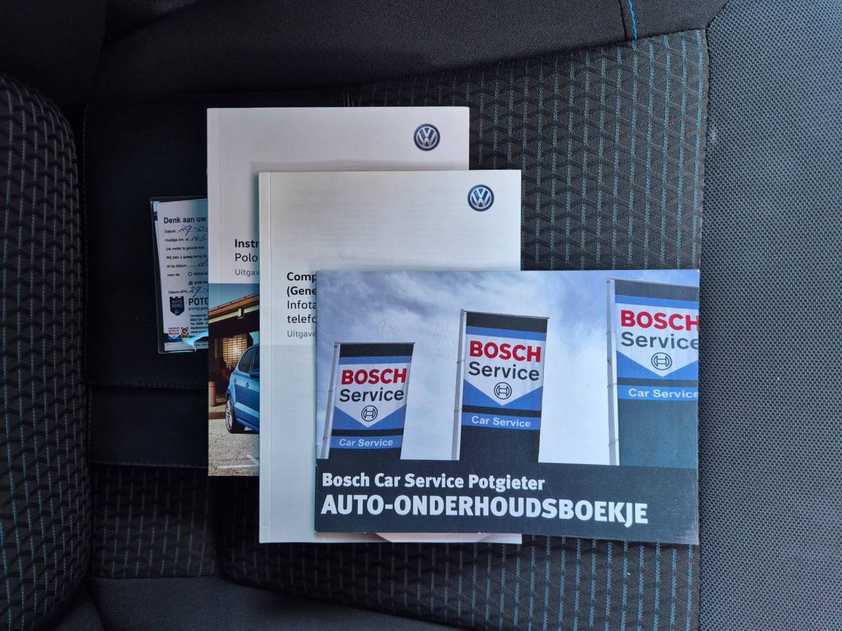 Volkswagen Polo Volkswagen Polo 1.0 BlueMotion Edition 95PK 5drs airco, cruise, pdc, navi, lmv, bluetooth, carplay