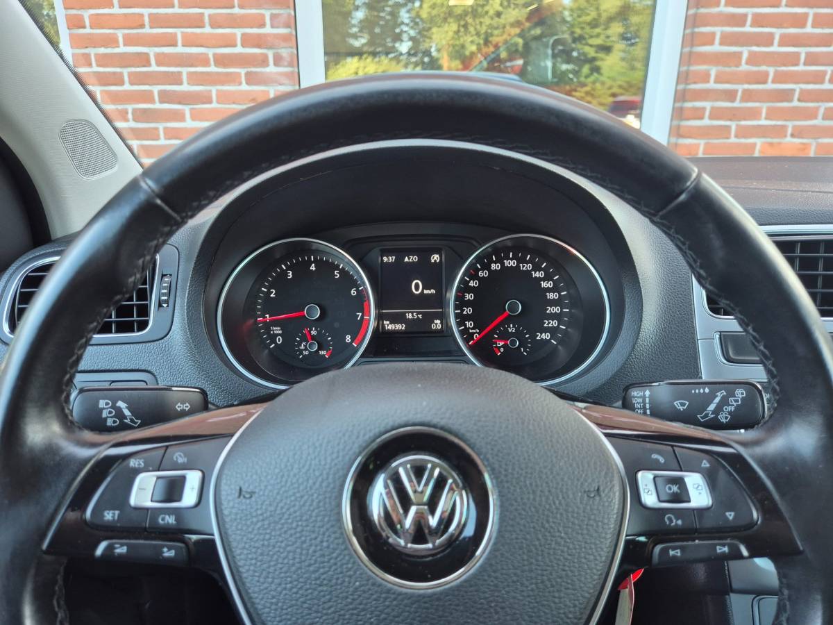 Volkswagen Polo Volkswagen Polo 1.0 BlueMotion Edition 95PK 5drs airco, cruise, pdc, navi, lmv, bluetooth, carplay