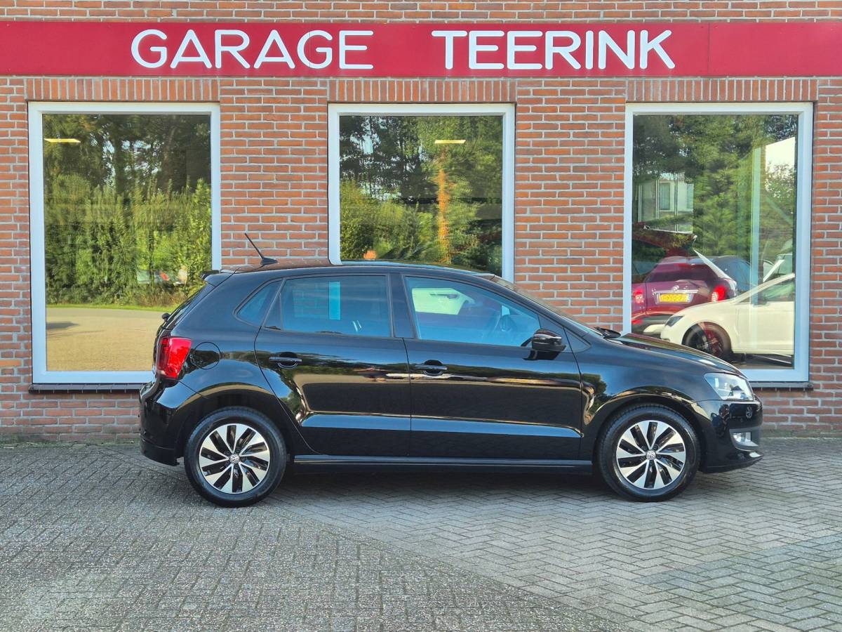 Volkswagen Polo Volkswagen Polo 1.0 BlueMotion Edition 95PK 5drs airco, cruise, pdc, navi, lmv, bluetooth, carplay