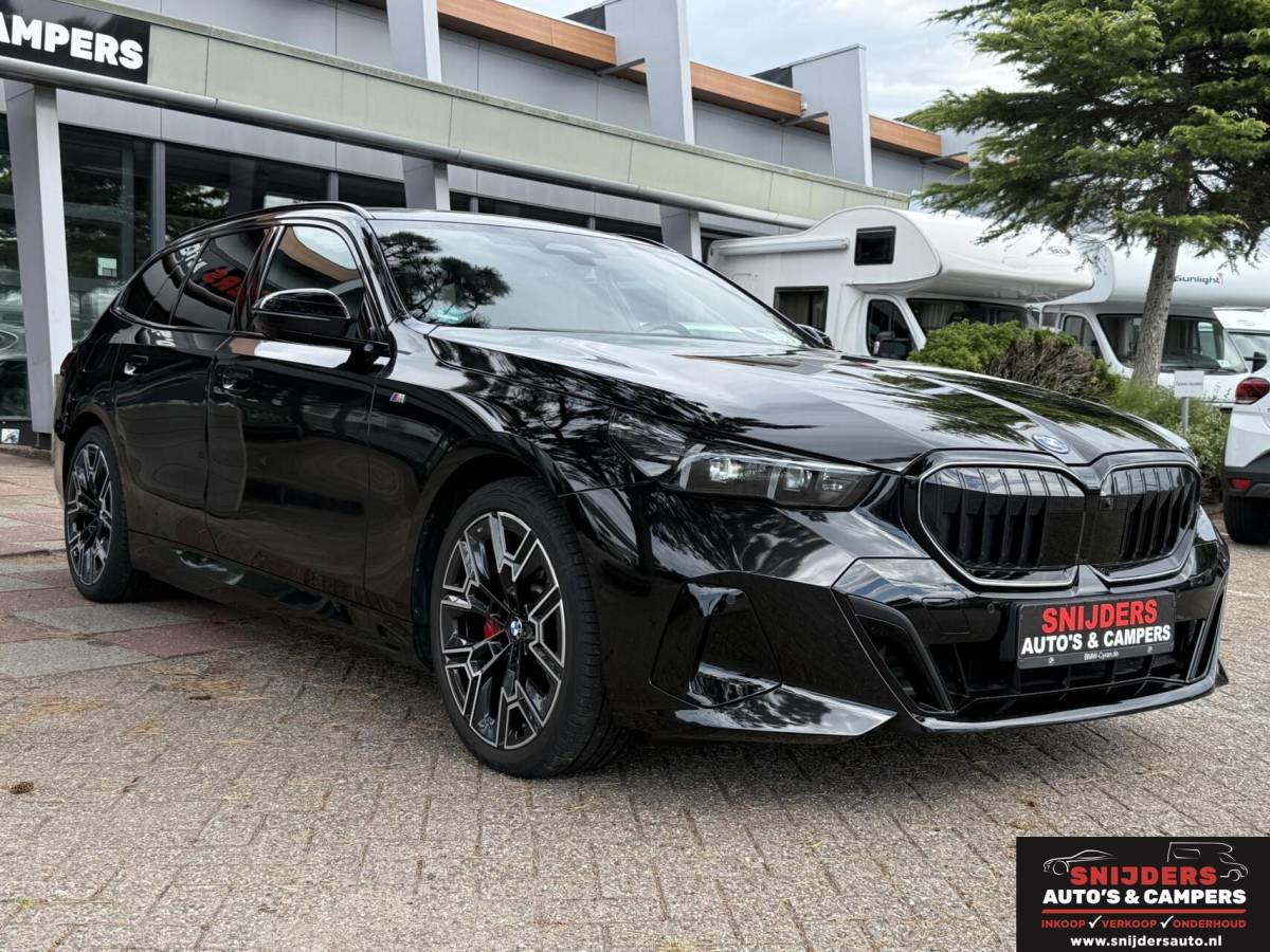 BMW 5 Serie BMW 5-serie Touring 530e M Sport Edition