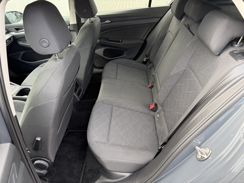 Volkswagen Golf Volkswagen Golf 1.5 TSI Life Bns