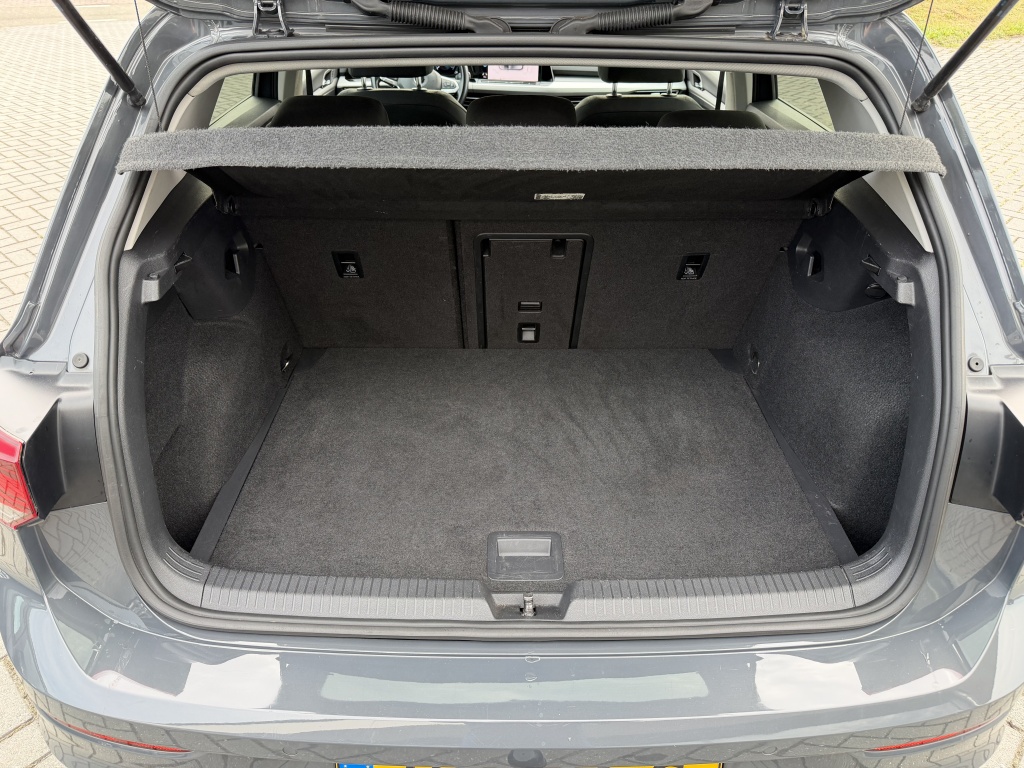 Volkswagen Golf Volkswagen Golf 1.5 TSI Life Bns