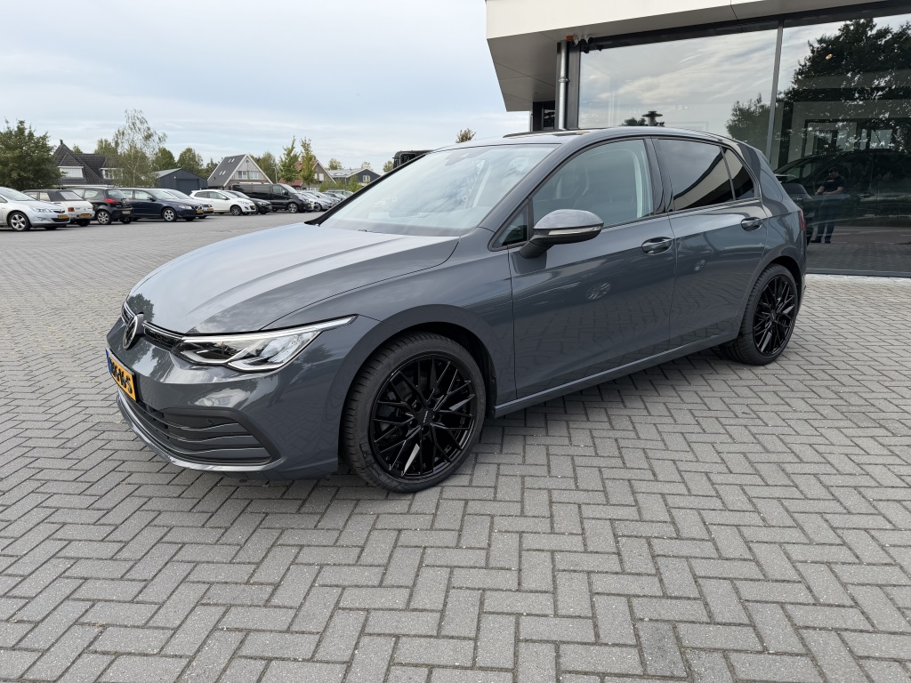 Volkswagen Golf Volkswagen Golf 1.5 TSI Life Bns
