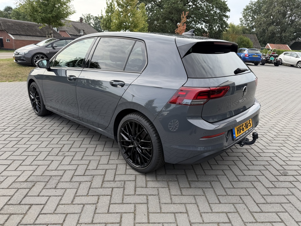 Volkswagen Golf Volkswagen Golf 1.5 TSI Life Bns