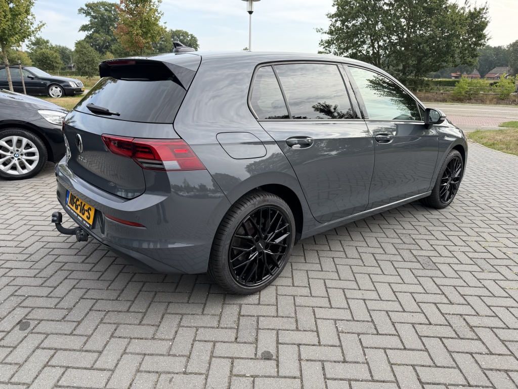 Volkswagen Golf Volkswagen Golf 1.5 TSI Life Bns