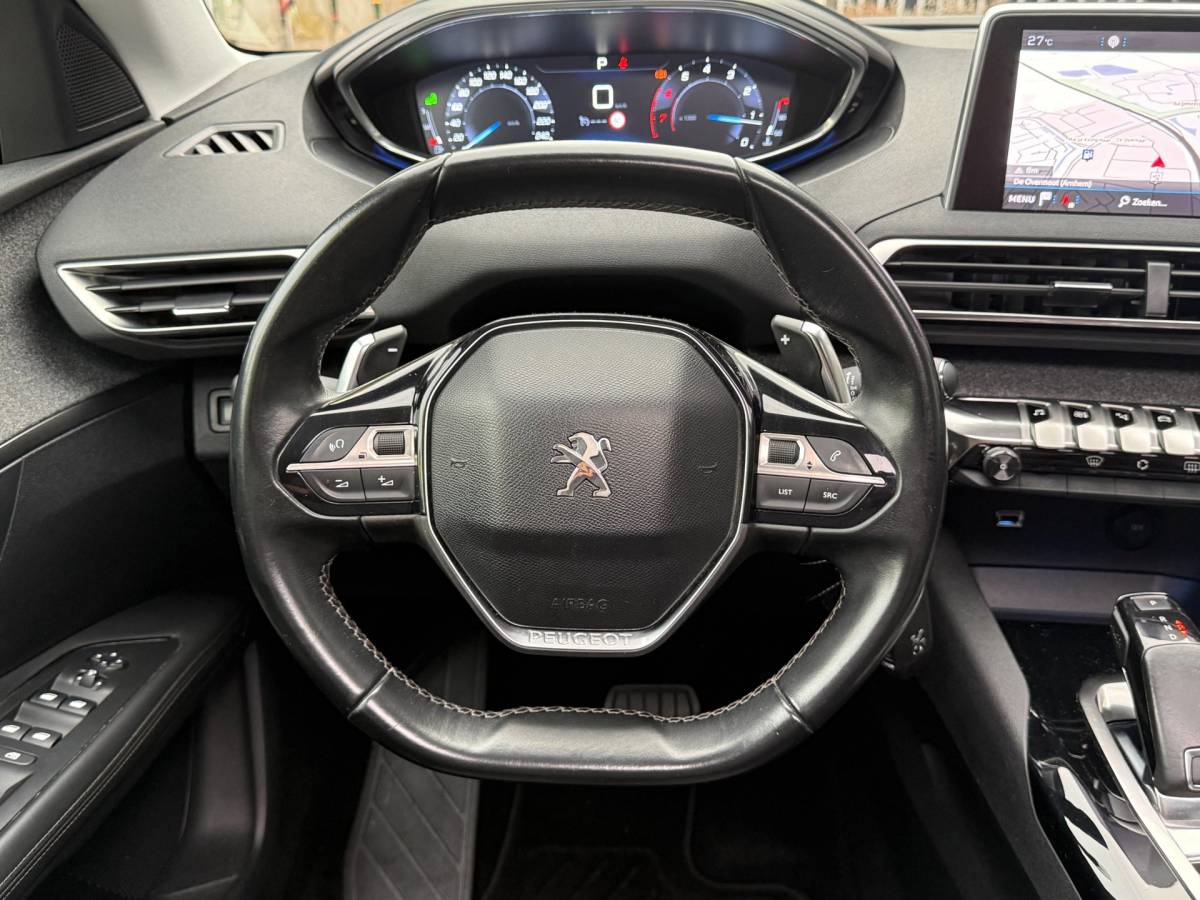 Peugeot 3008 Peugeot 3008 1.2 PureTech Allure | Automaat | Pano | CarPlay