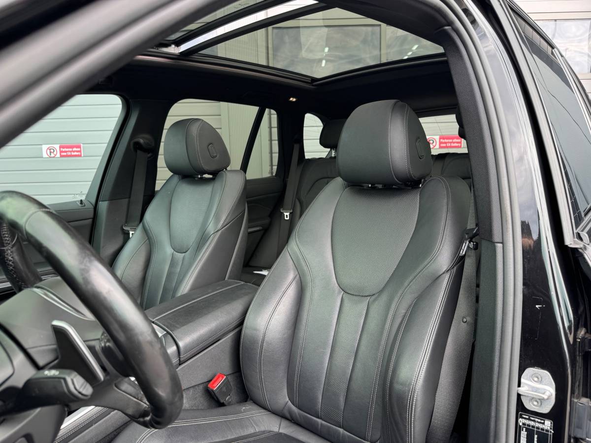 BMW X5 BMW X5 XDrive40i High Executive BOMVOL Black APK