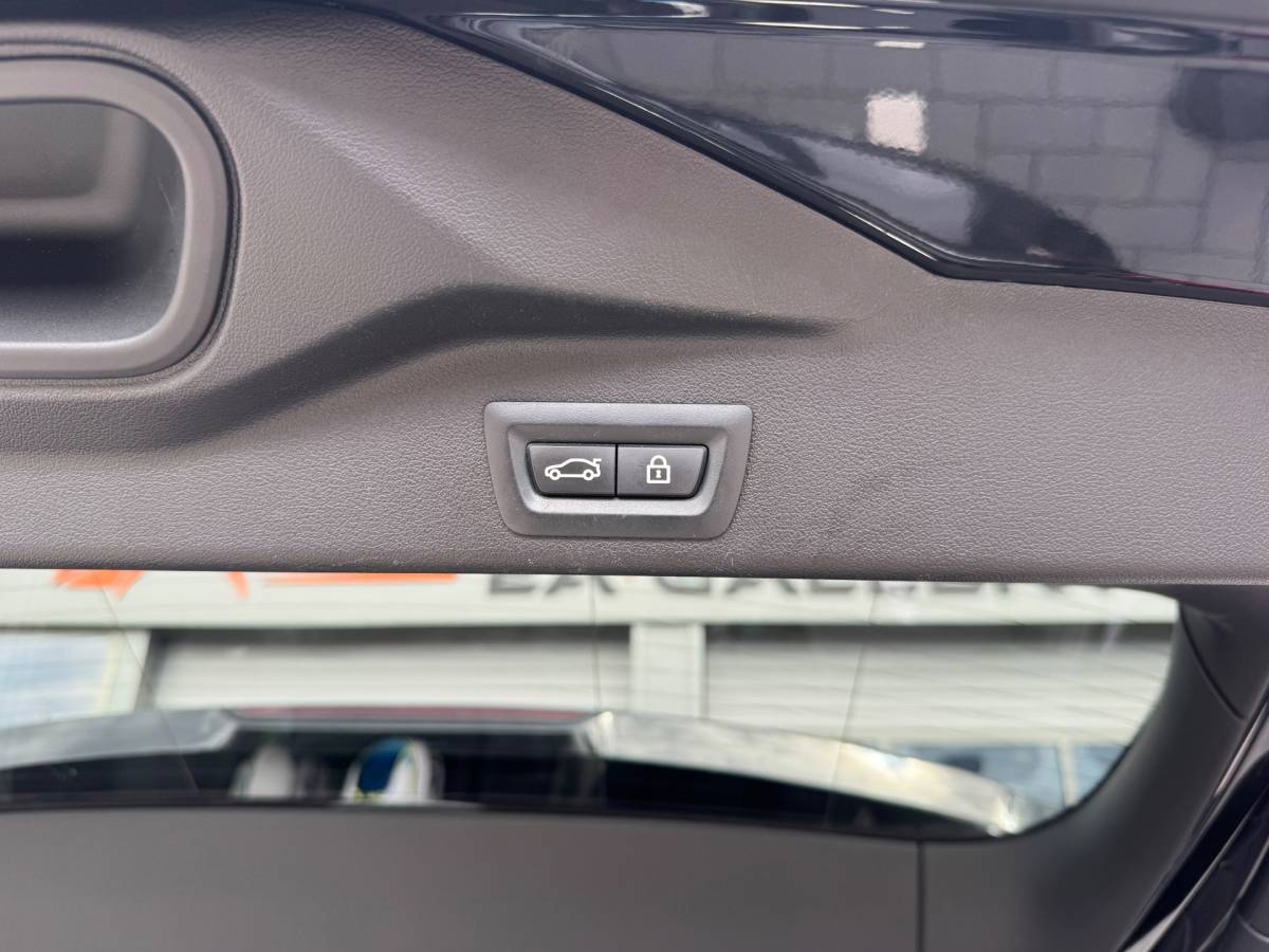 BMW X5 BMW X5 XDrive40i High Executive BOMVOL Black APK
