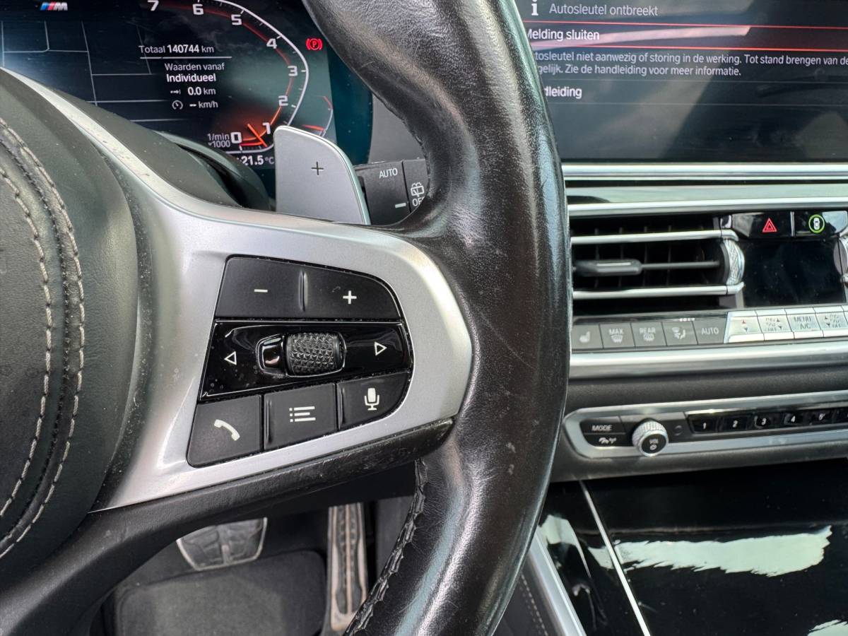 BMW X5 BMW X5 XDrive40i High Executive BOMVOL Black APK