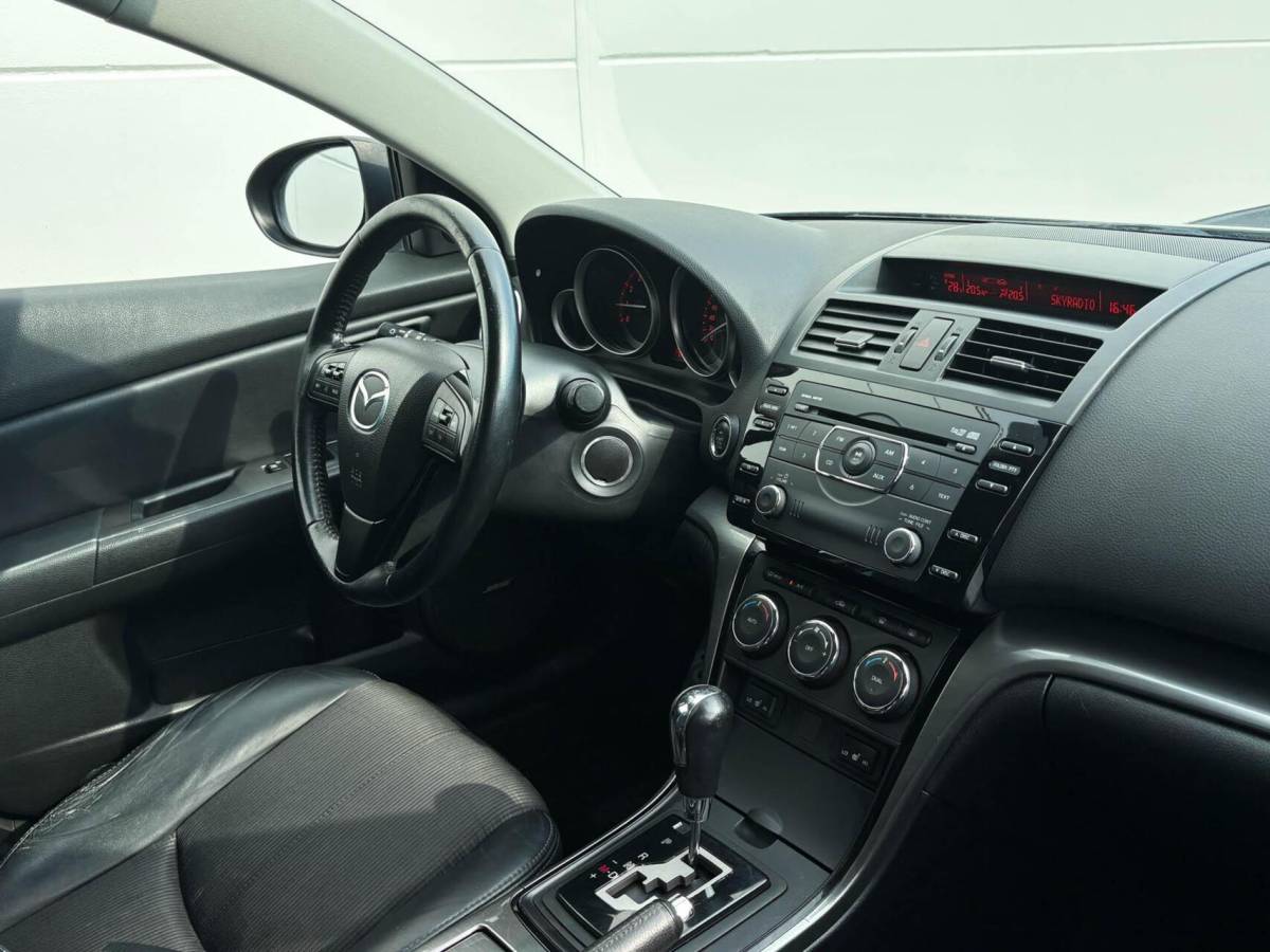 Mazda 6 Mazda 6 Sportbreak 2.0 155pk Automaat Sports-Line | Half leder | Stoelverwarming | Bose audio | Trekhaak