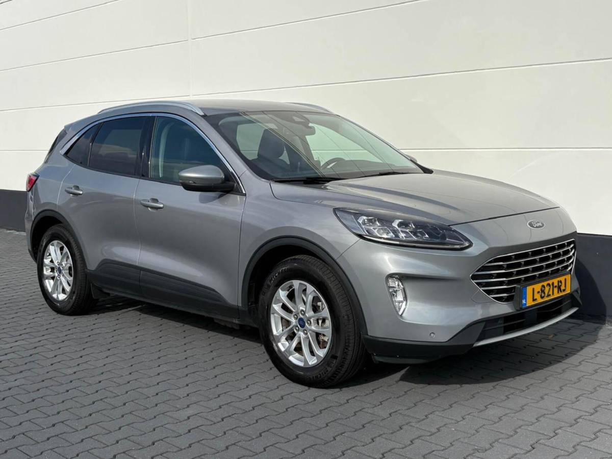 Ford Kuga Ford Kuga 2.5 PHEV 225pk Titanium X | Navigatie | Camera | Winterpakket | B&O sound | Trekhaak