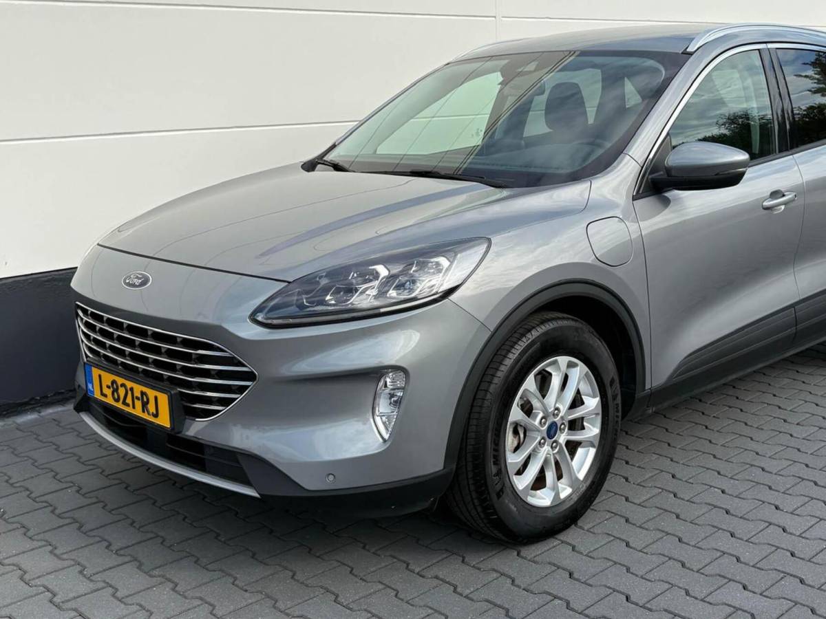 Ford Kuga Ford Kuga 2.5 PHEV 225pk Titanium X | Navigatie | Camera | Winterpakket | B&O sound | Trekhaak