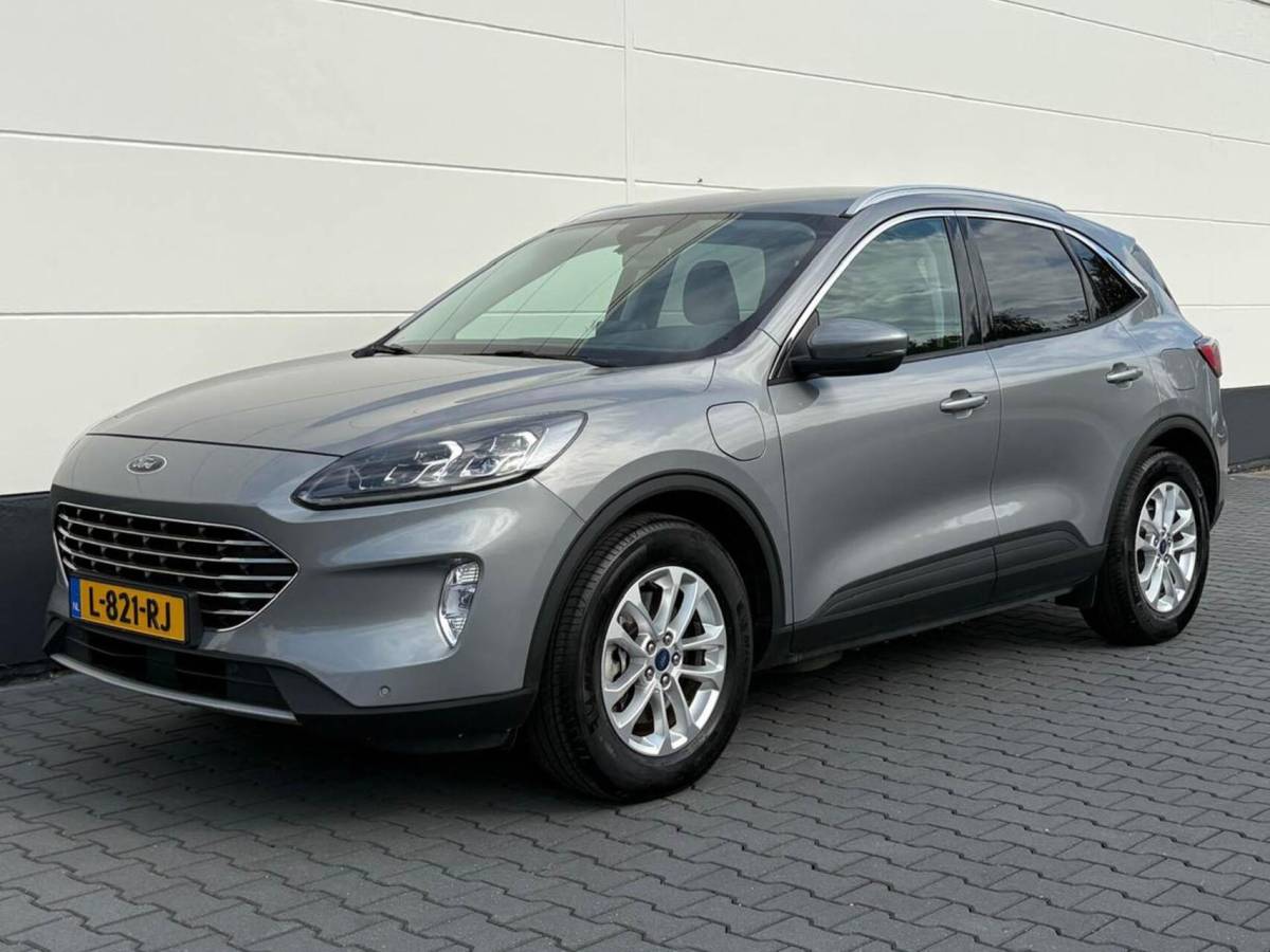 Ford Kuga Ford Kuga 2.5 PHEV 225pk Titanium X | Navigatie | Camera | Winterpakket | B&O sound | Trekhaak