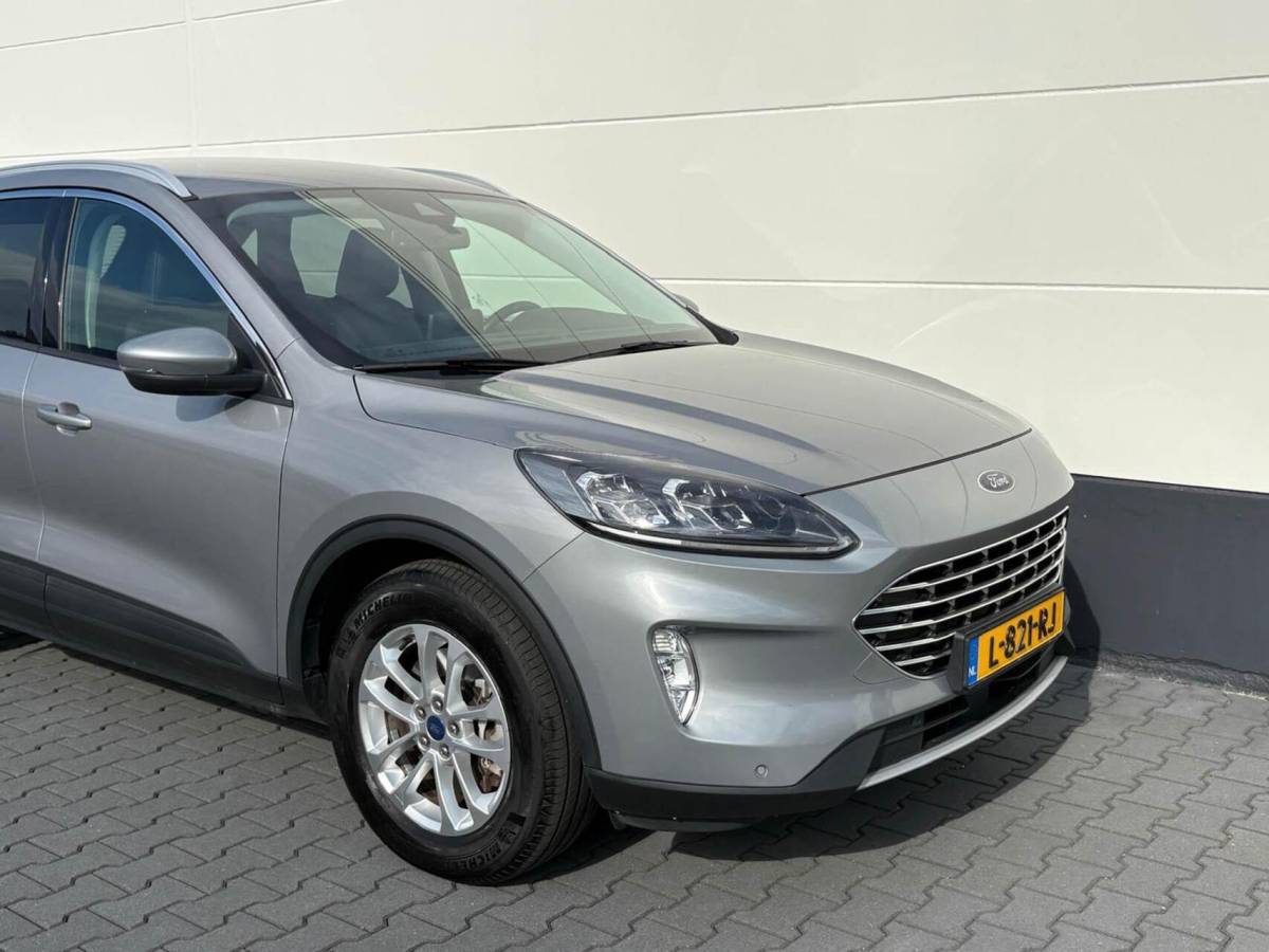 Ford Kuga Ford Kuga 2.5 PHEV 225pk Titanium X | Navigatie | Camera | Winterpakket | B&O sound | Trekhaak