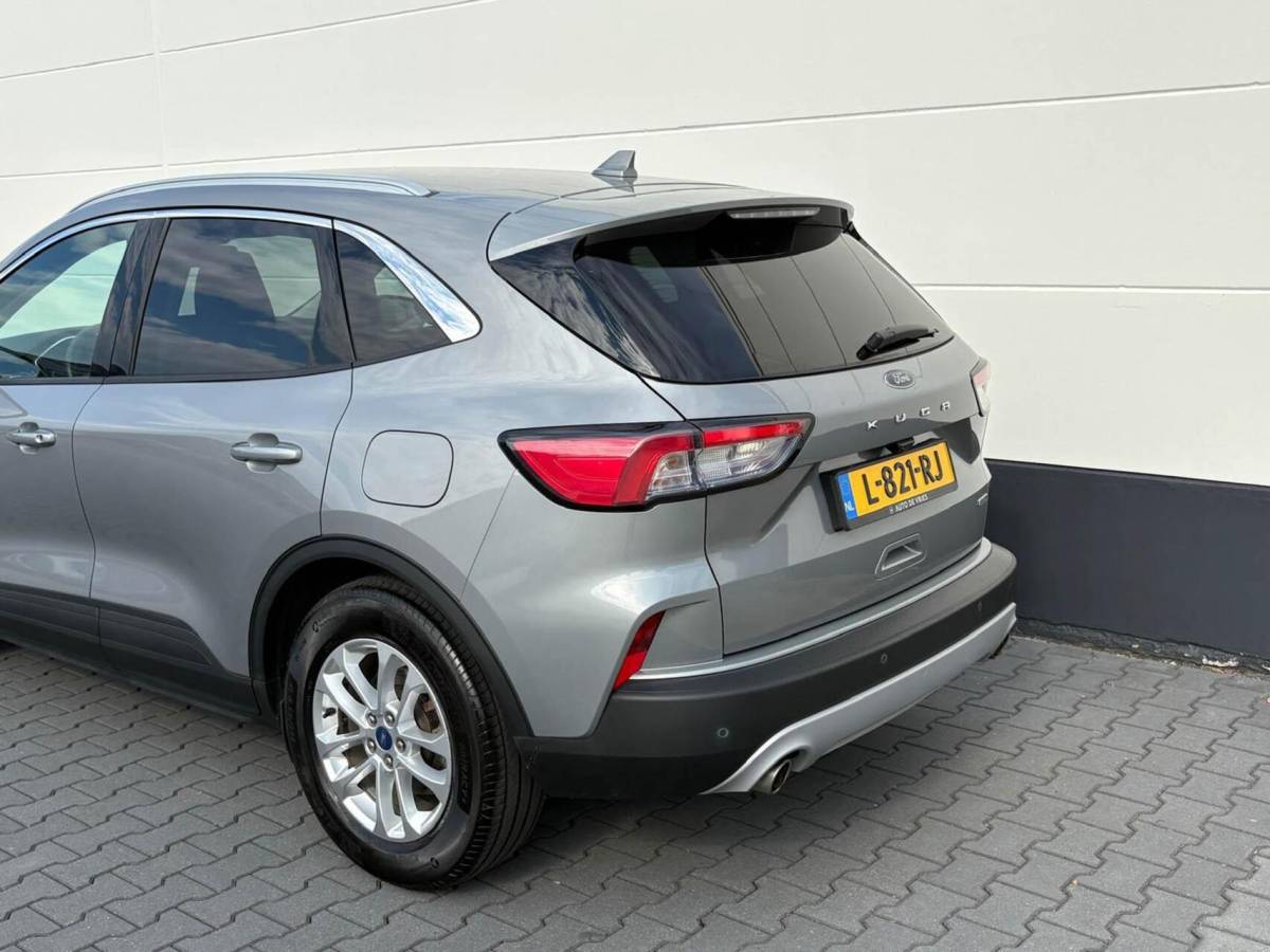 Ford Kuga Ford Kuga 2.5 PHEV 225pk Titanium X | Navigatie | Camera | Winterpakket | B&O sound | Trekhaak