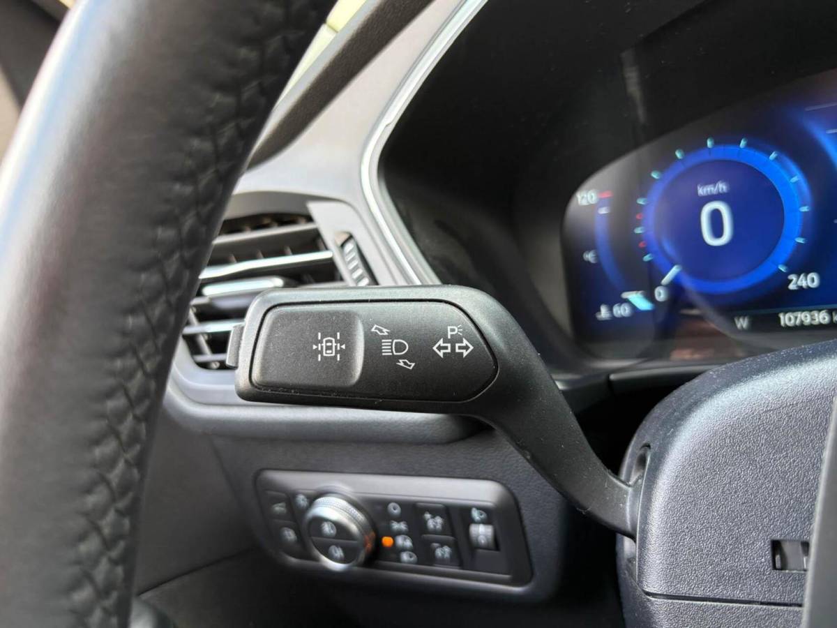 Ford Kuga Ford Kuga 2.5 PHEV 225pk Titanium X | Navigatie | Camera | Winterpakket | B&O sound | Trekhaak