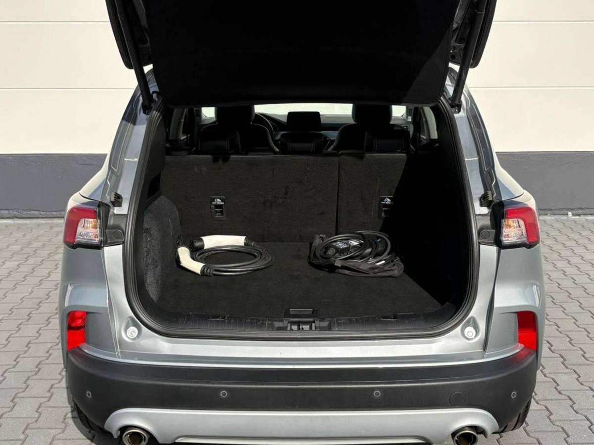 Ford Kuga Ford Kuga 2.5 PHEV 225pk Titanium X | Navigatie | Camera | Winterpakket | B&O sound | Trekhaak