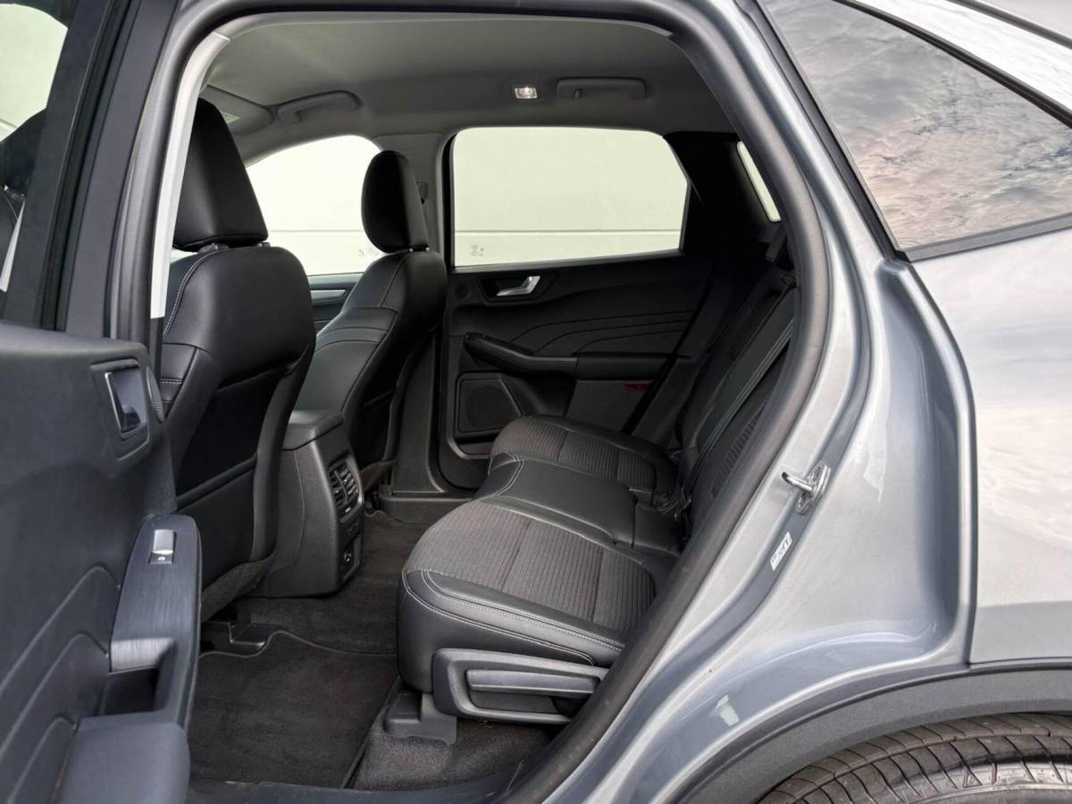Ford Kuga Ford Kuga 2.5 PHEV 225pk Titanium X | Navigatie | Camera | Winterpakket | B&O sound | Trekhaak