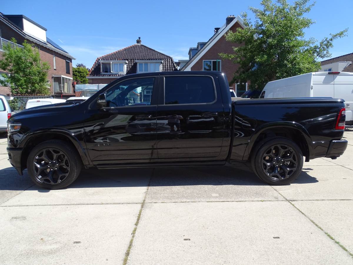 Dodge Ram 1500 Dodge Ram 1500 5.7 V8 4×4 Crew Cab Limited