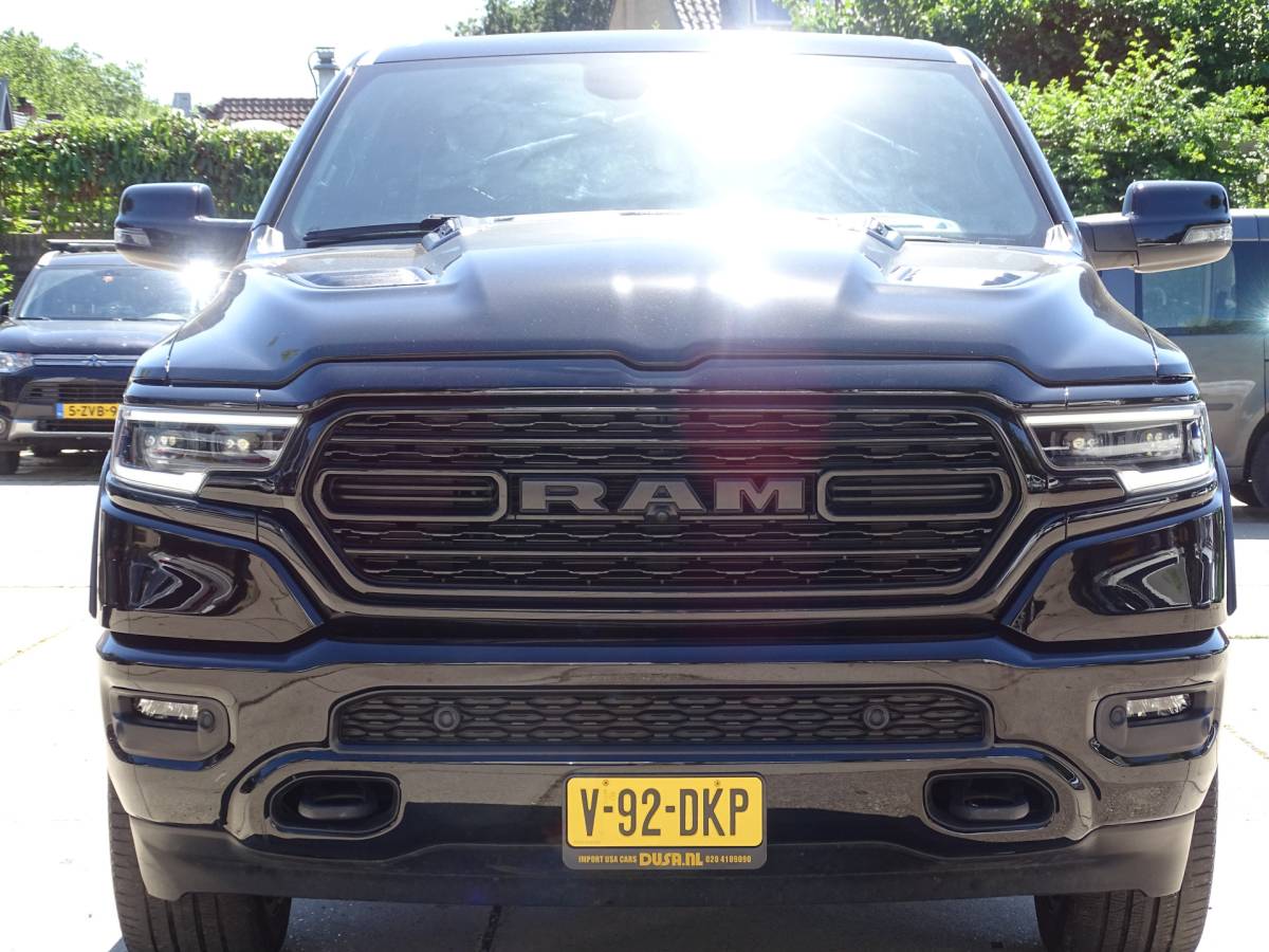 Dodge Ram 1500 Dodge Ram 1500 5.7 V8 4×4 Crew Cab Limited