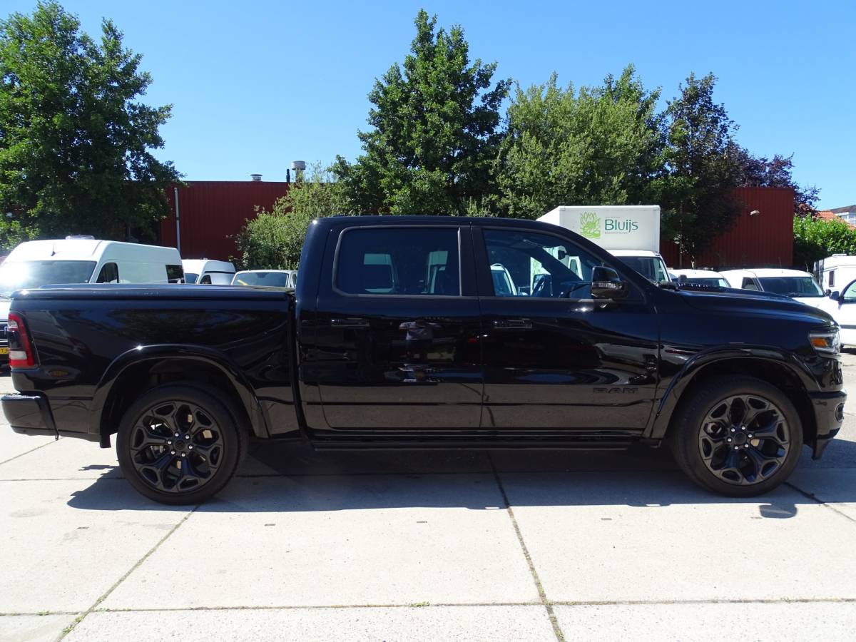 Dodge Ram 1500 Dodge Ram 1500 5.7 V8 4×4 Crew Cab Limited