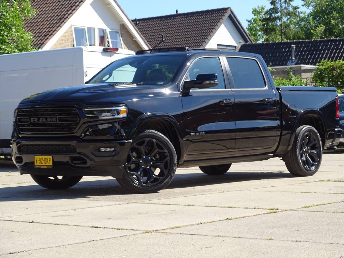 Dodge Ram 1500 Dodge Ram 1500 5.7 V8 4×4 Crew Cab Limited