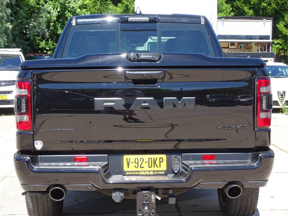 Dodge Ram 1500 Dodge Ram 1500 5.7 V8 4×4 Crew Cab Limited