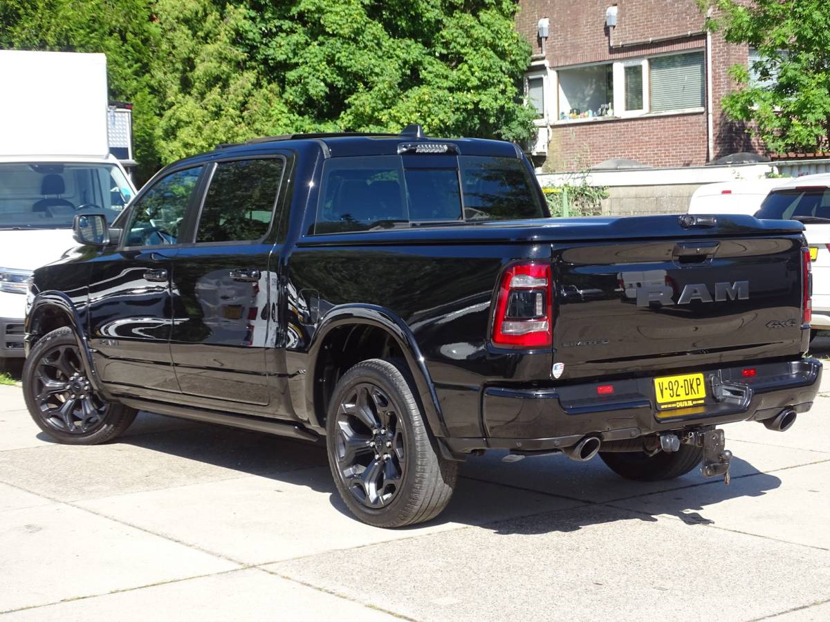 Dodge Ram 1500 Dodge Ram 1500 5.7 V8 4×4 Crew Cab Limited