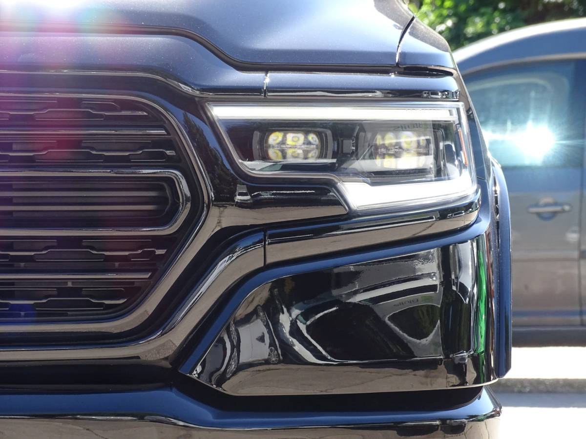 Dodge Ram 1500 Dodge Ram 1500 5.7 V8 4×4 Crew Cab Limited