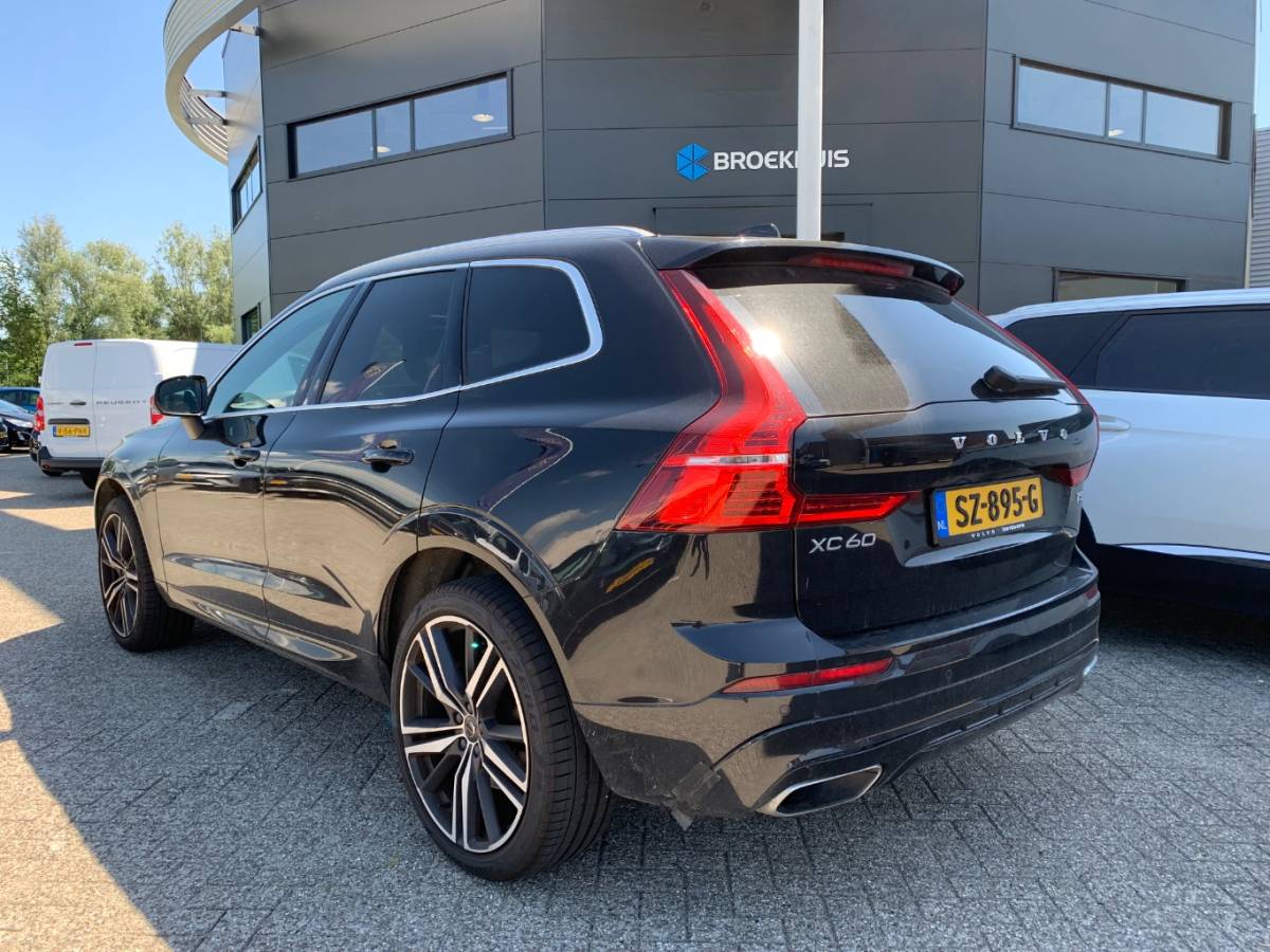 Volvo XC60 Volvo XC60 2.0 T5 AWD R-Design I 2de eig. I R-Design I Winterpakket I Blis I 21″ I Leer I Camera I Pano I Carplay I Navi I