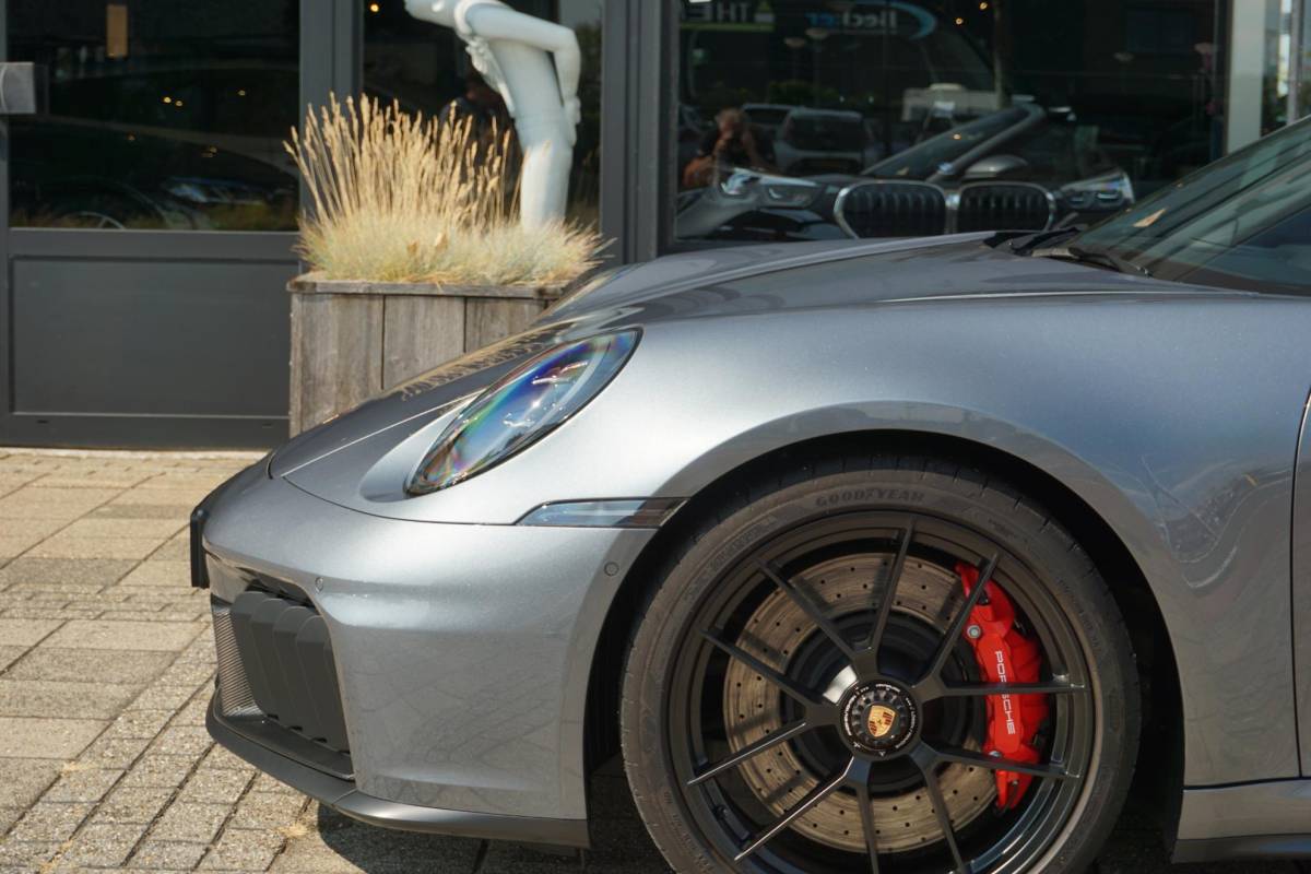 Porsche 911 Porsche 911 Cabrio 3.6 T-Hybrid Carrera 4 GTS