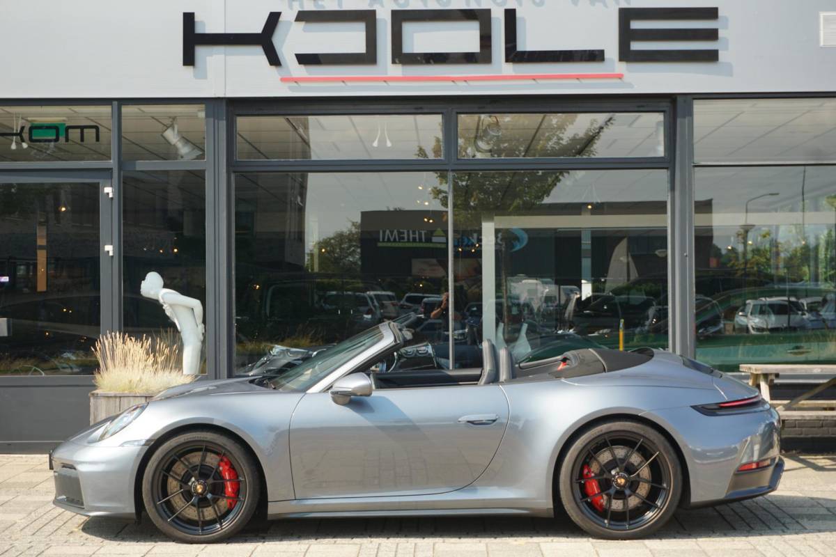Porsche 911 Porsche 911 Cabrio 3.6 T-Hybrid Carrera 4 GTS